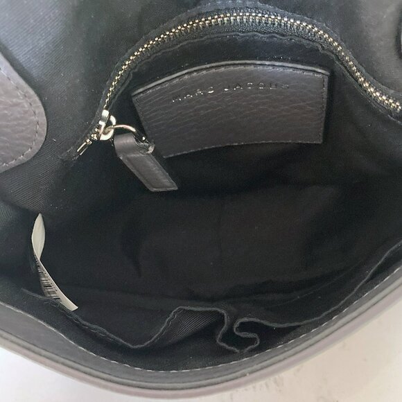 MARC JACOBS SMALL EMPIRE CITY CROSSBODY BAG - Picture 11 of 12